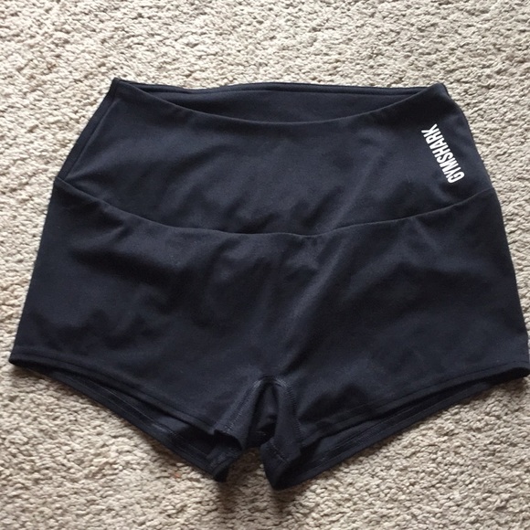 Gymshark Pants - Gymshark training short shorts S